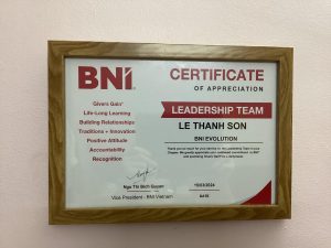 Lê Thanh Sơn nhận Chứng nhận LEADERSHIP TEAM của BNI